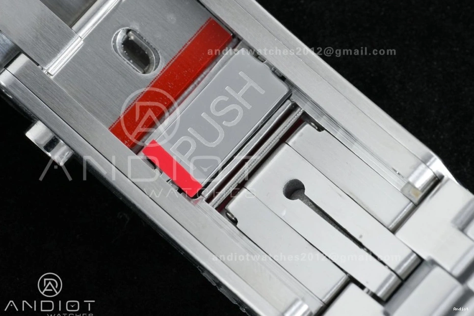 1:1 Edition Black Seamaster Bezel Clone Super Ceramic Asian Dial V4 Best 8800 Diver SS Black On VSF Bracelet 300M 0106